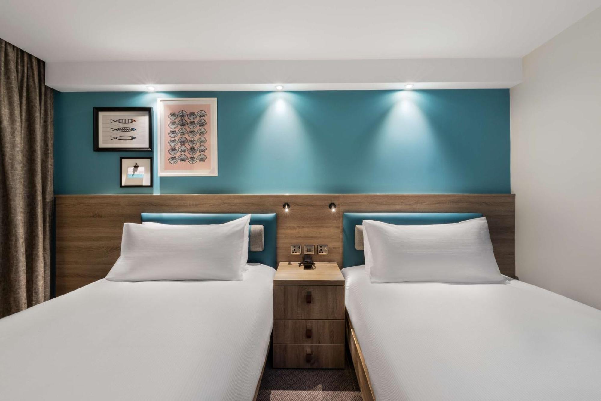 Hotel Hampton By Hilton Torquay Exteriér fotografie